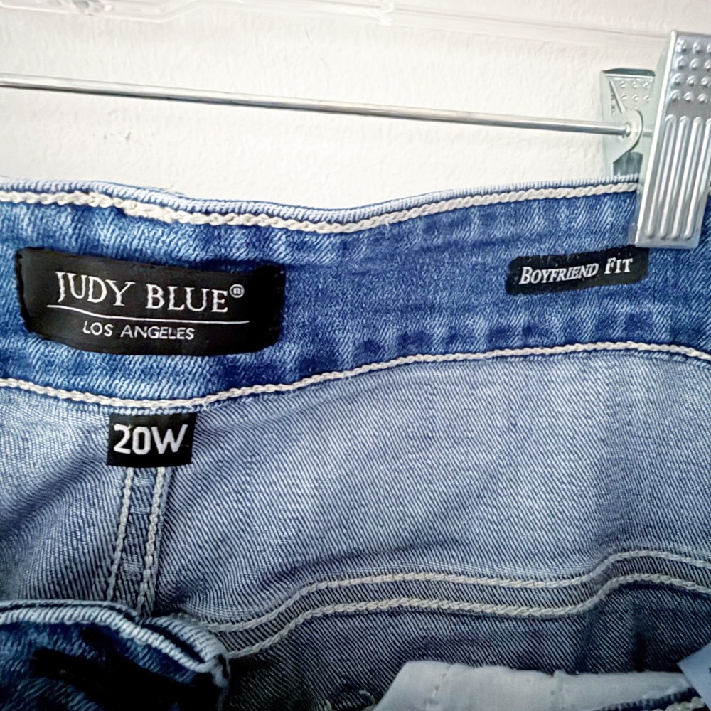 Judy Blue Boyfriend Jeans Women 20W Blue Distressed High Rise Button Fly Casual - Picture 3 of 10